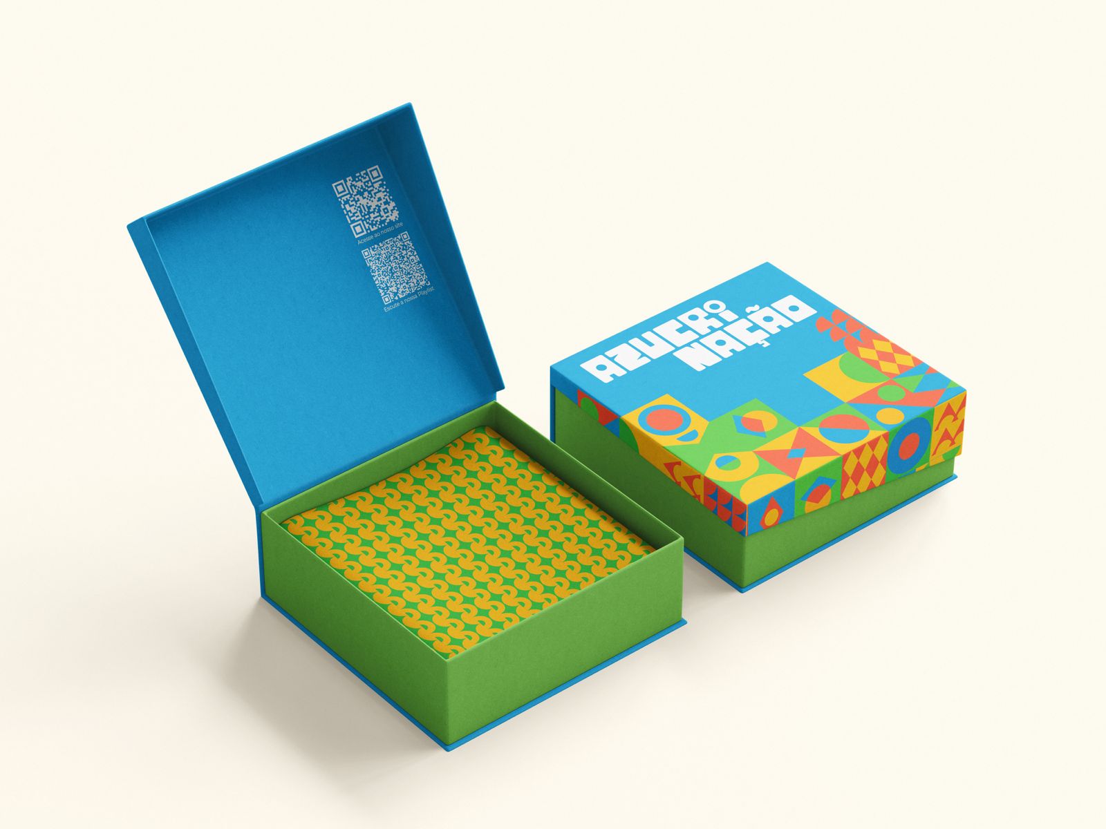 Azucrinação collector's box, open and closed.