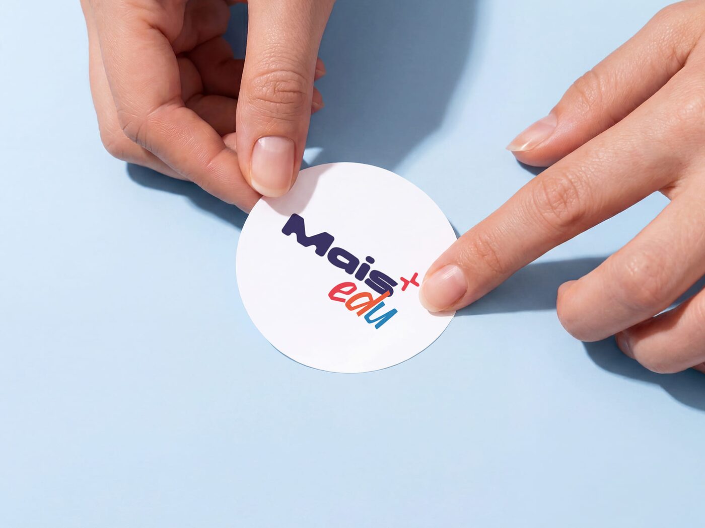 Maisedu branded sticker.